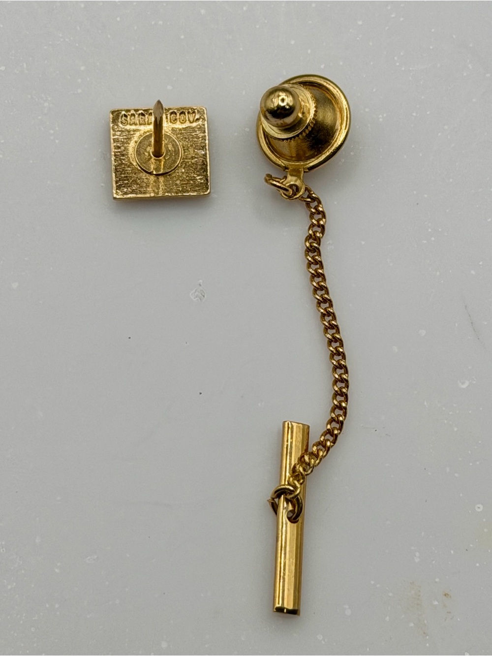 Vintage Sarah Coventry Gold Tone Square Geometric Tie Tack Pin with Safety Chain